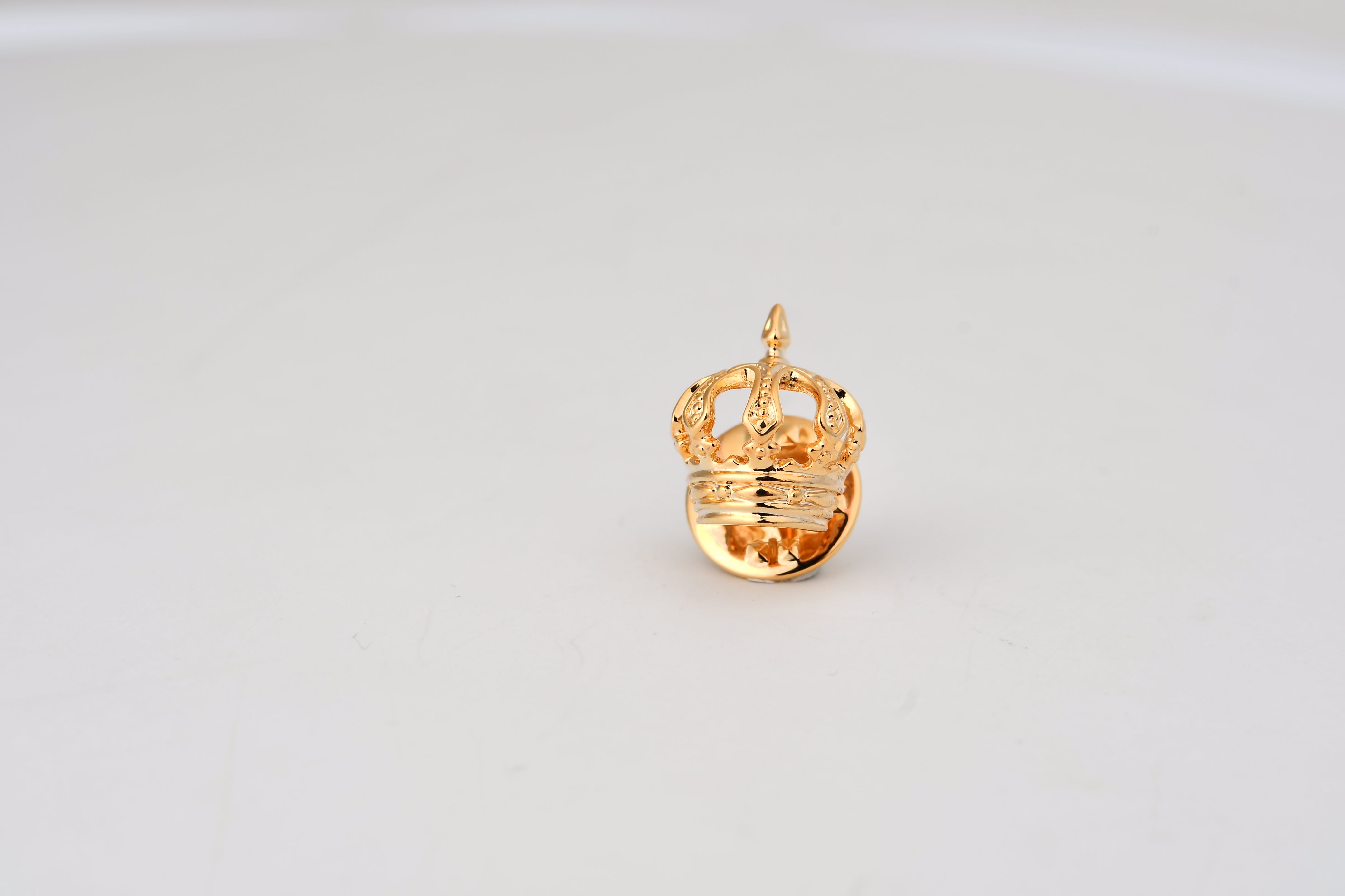 Gold Plated Jordan Crown 3D Brooch